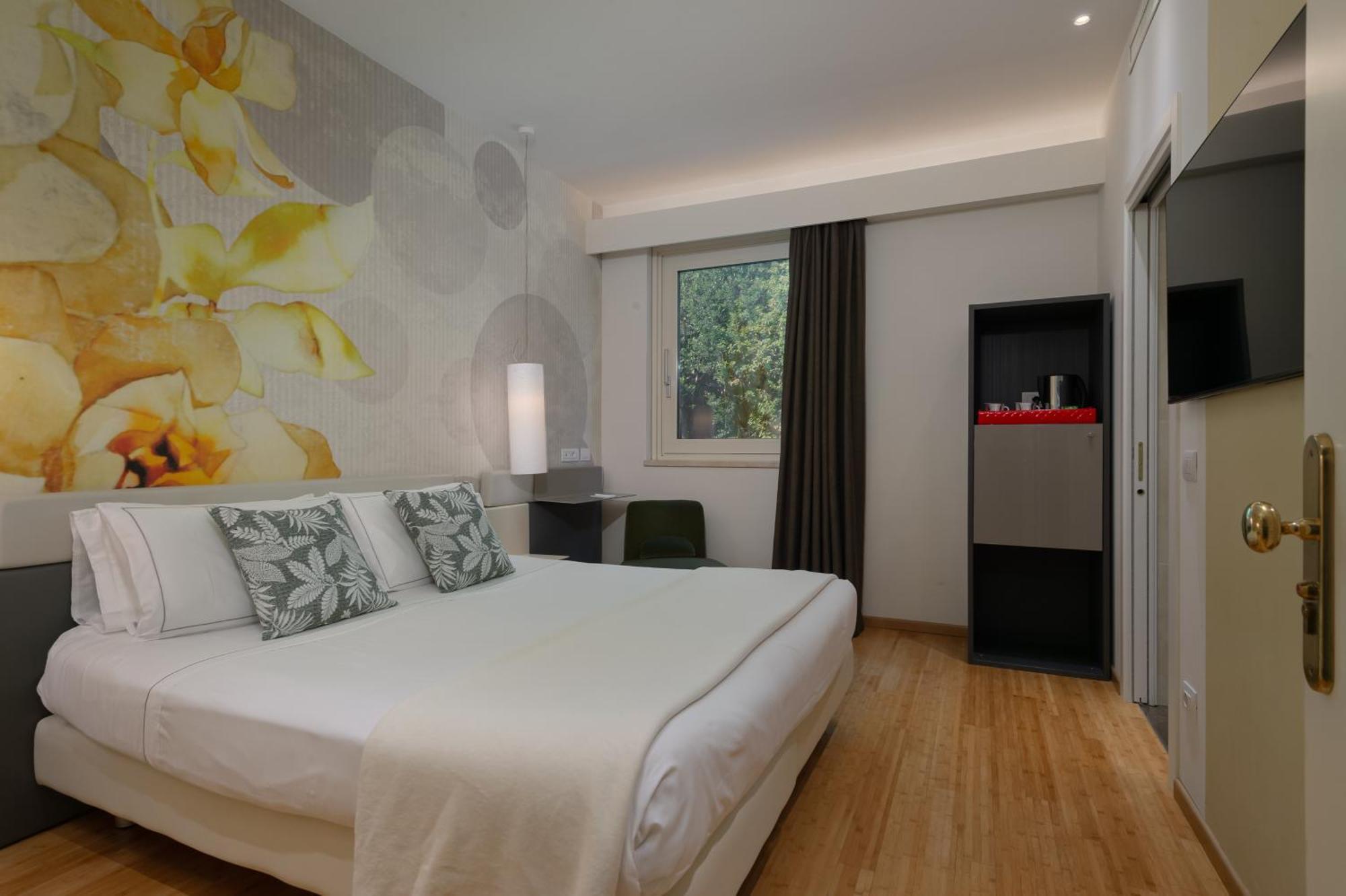 Olivi Hotel & Natural Spa Sirmione Exterior photo